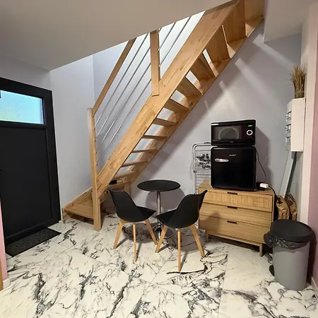 Maison Rozanna 2 Personnes Capsulehotel *